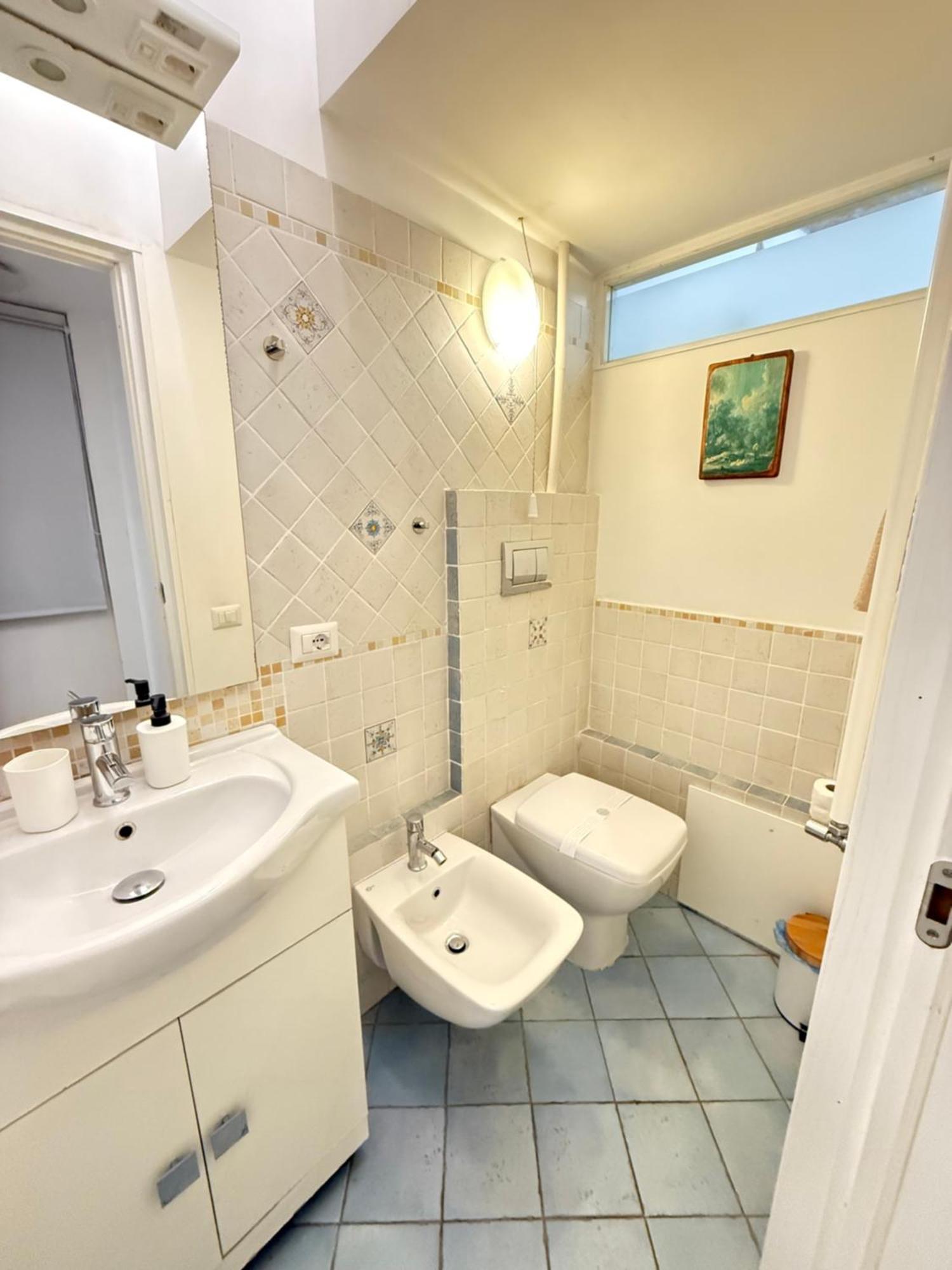 Apartment San Lorenzo , Near Termini Station Center V